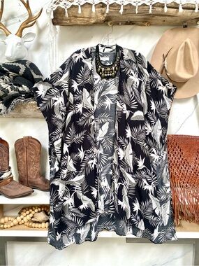 Botanical safari vibe boho Cape/cover up w resort vacay beach cottagecore feel